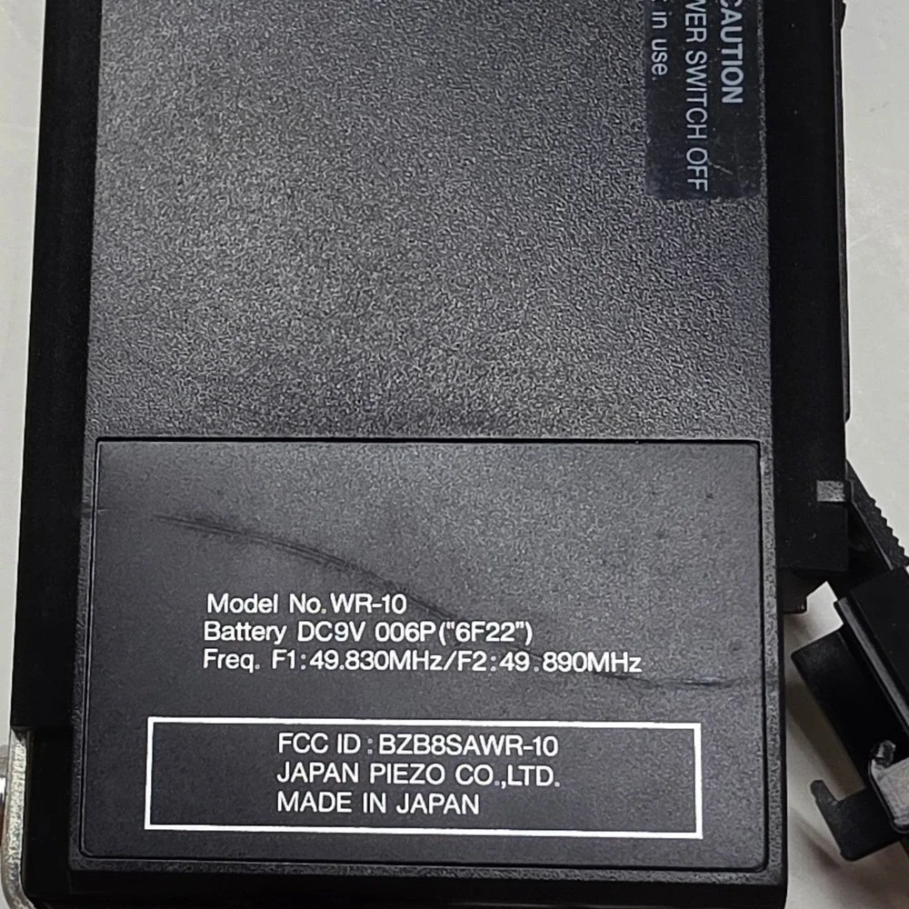 Azden WMS-10 Wireless Microphone System Transmitter Receiver for Video Camera